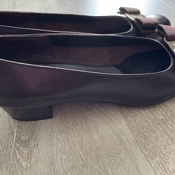 🔥Beautiful Ferragamo loafers !😍🥰 - Picture 3 of 4